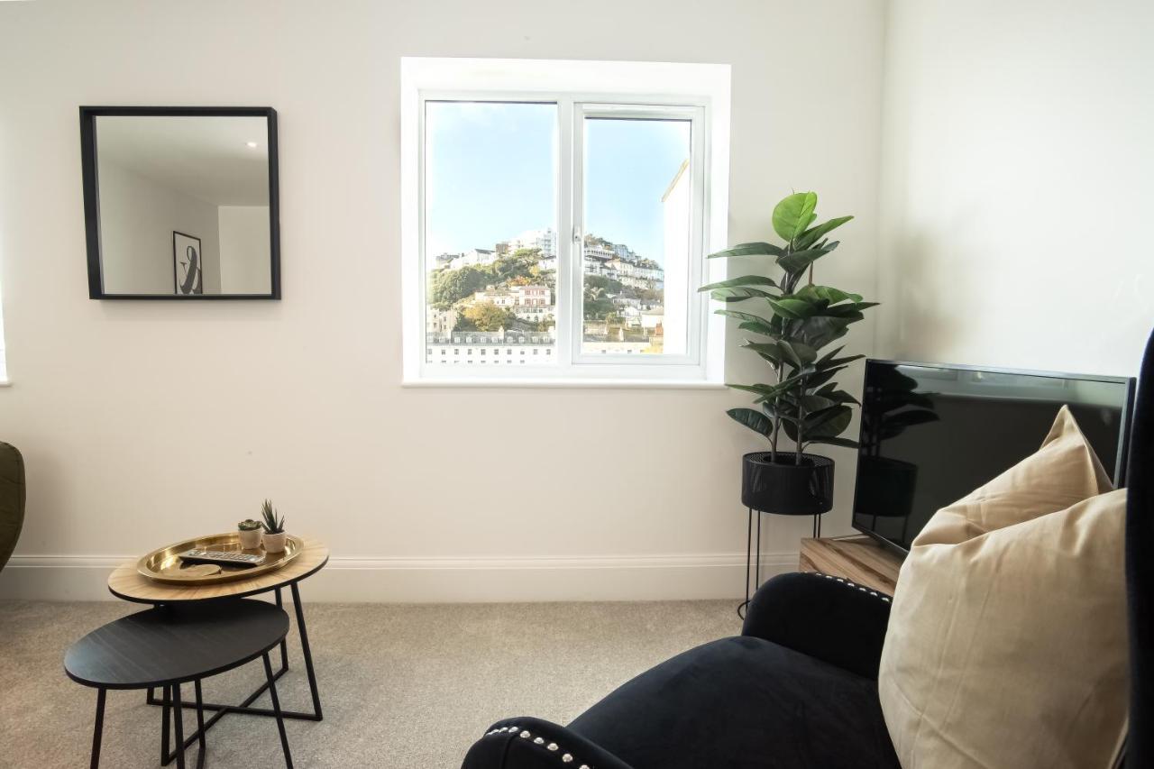 Boutique Apartments Torquay Overlooking Harbour - Near Babbacombe & Beach Exterior photo